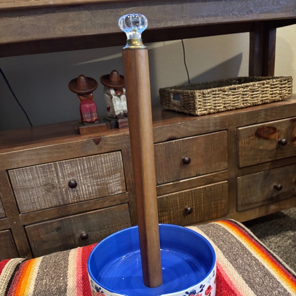 Pioneer Women Paper towel Holder - Picture 1 of 2